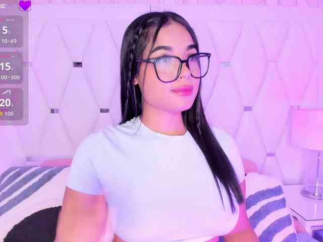 Model: KattyAdams