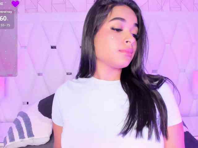 KattyAdams webcam