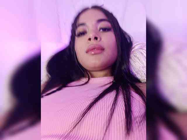 KattyAdams webcam