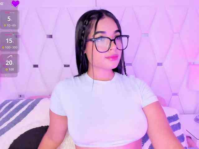 KattyAdams webcam