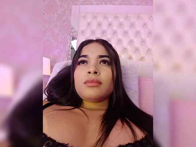 KattyAdams webcam