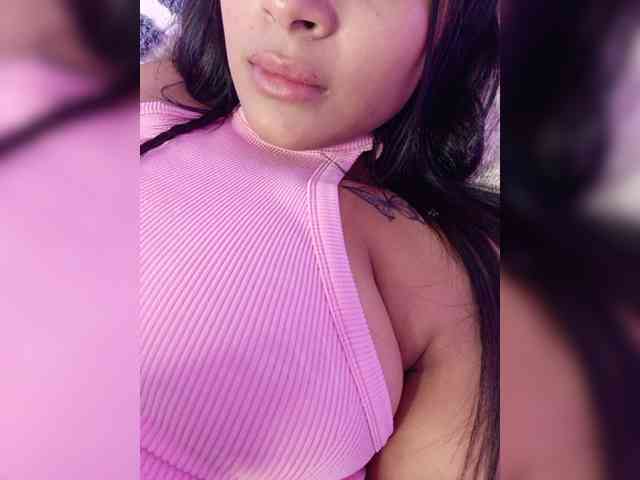 KattyAdams webcam