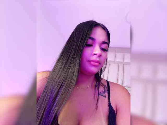 KattyAdams webcam