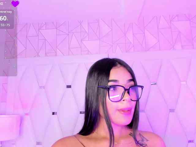 KattyAdams webcam
