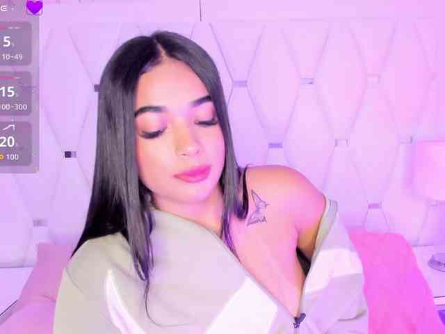 KattyAdams webcam