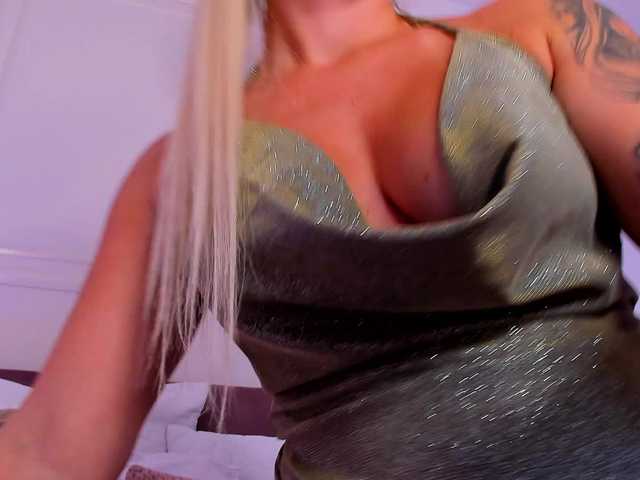 LiluDavis live webcam show