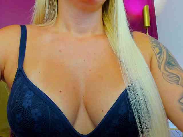LiluDavis webcam