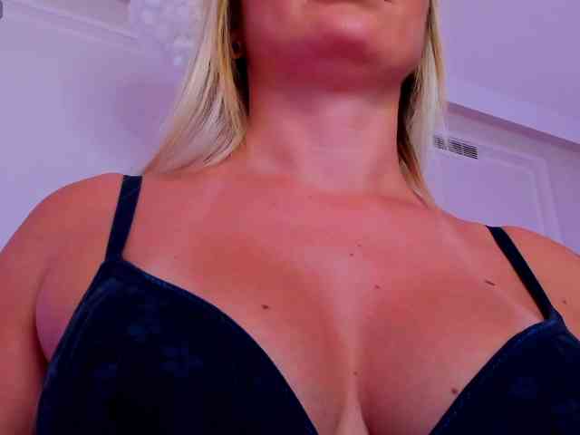 LiluDavis webcam