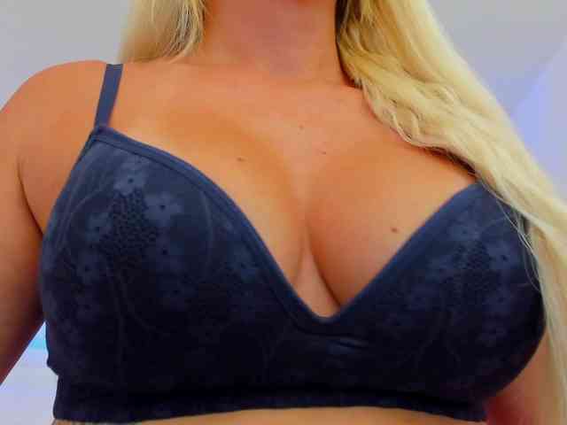 LiluDavis webcam