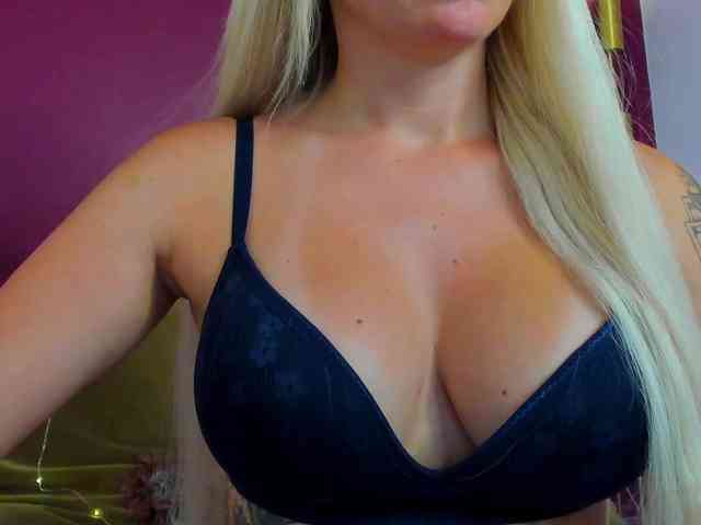 LiluDavis webcam