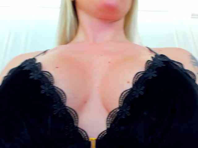 LiluDavis webcam