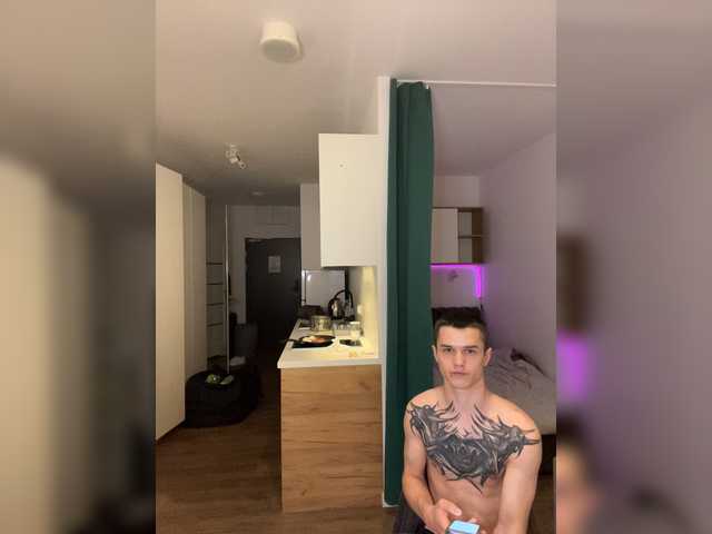 go to chat with AAOneLove
