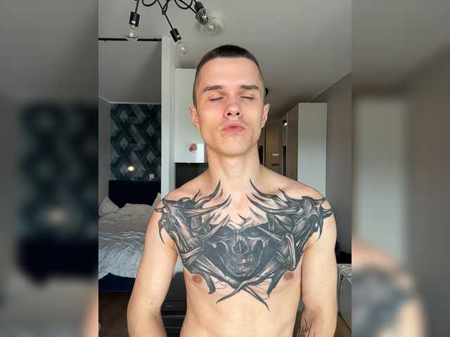 AAOneLove live cam on BongaCams