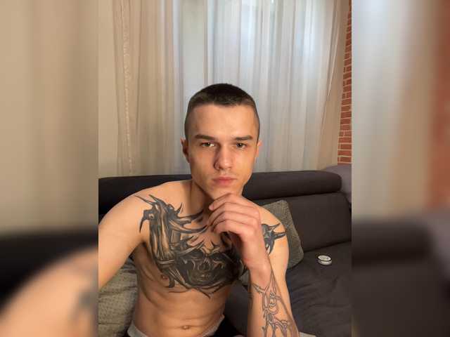 go to chat with AAOneLove
