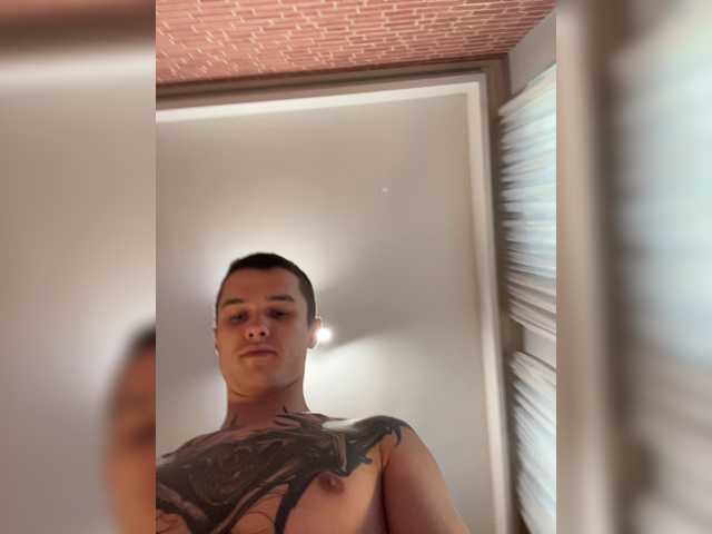 AAOneLove live cam