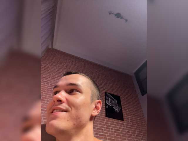 AAOneLove live cam on BongaCams