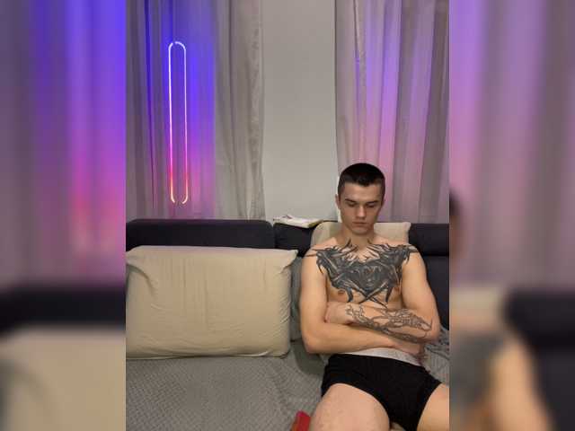 AAOneLove live cam on BongaCams