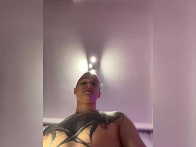 AAOneLove live cam on BongaCams