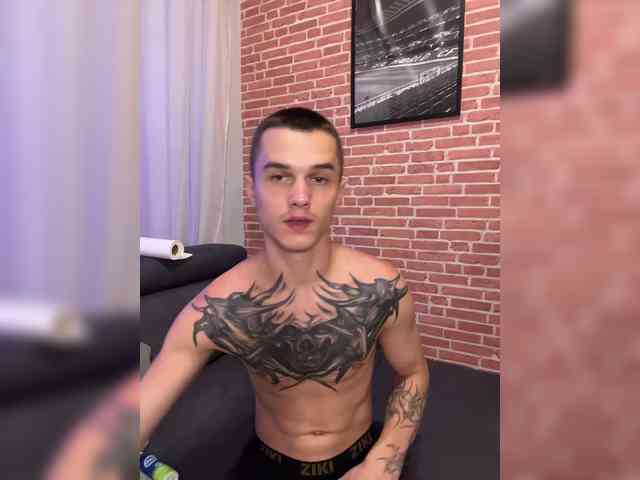 AAOneLove webcam