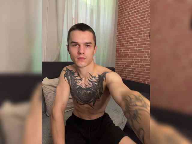 AAOneLove Sex Cam Show