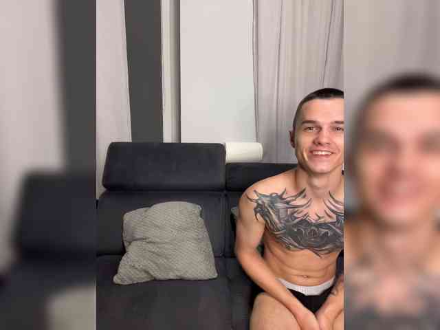 AAOneLove webcam