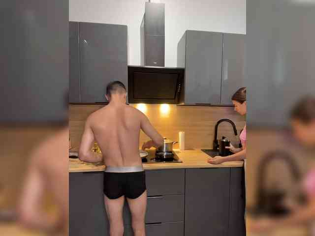 AAOneLove webcam