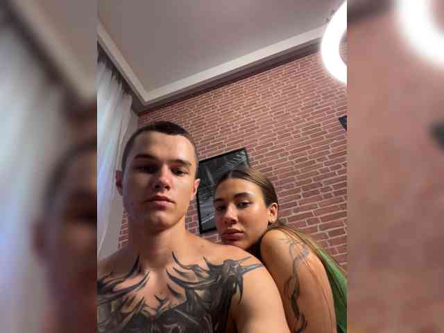 AAOneLove webcam