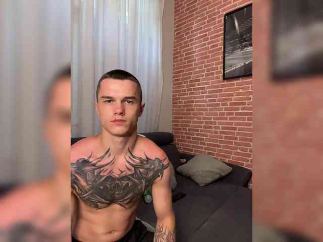 Модель: AAOneLove