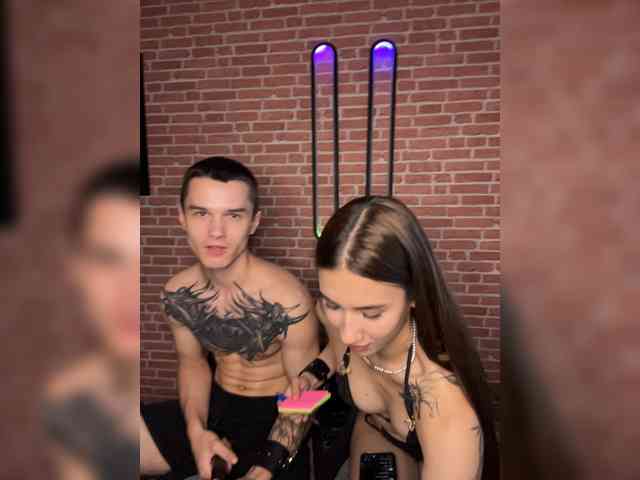 AAOneLove Sex Cam Show