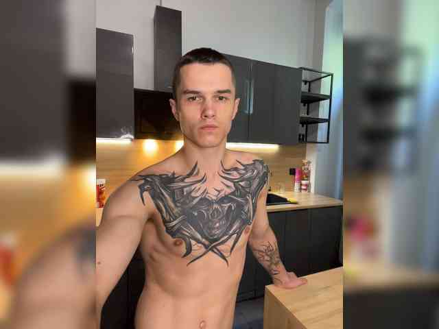AAOneLove webcam