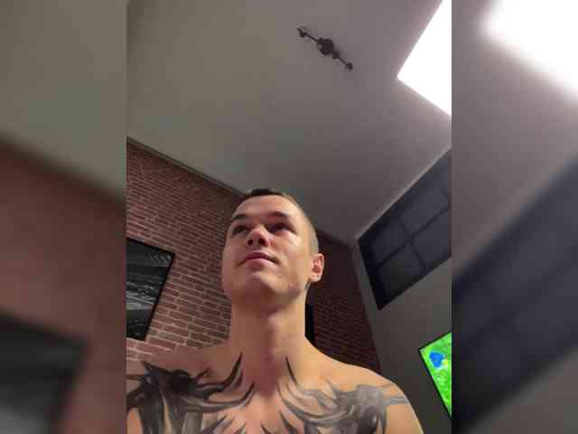 AAOneLove webcam
