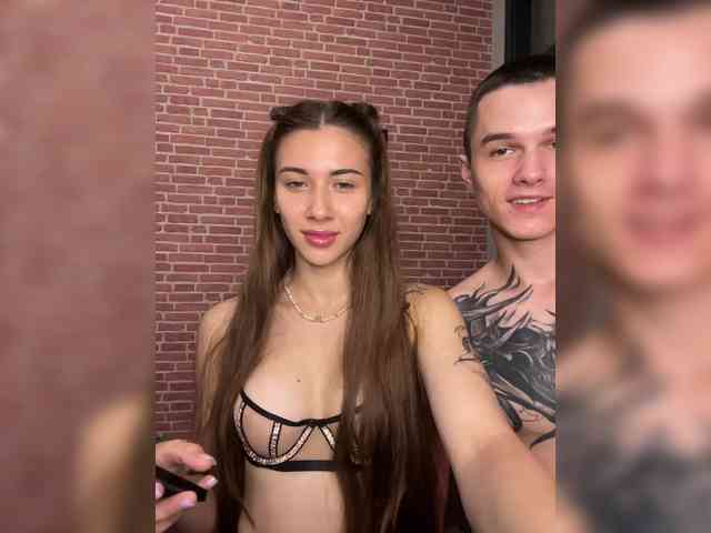 AAOneLove webcam