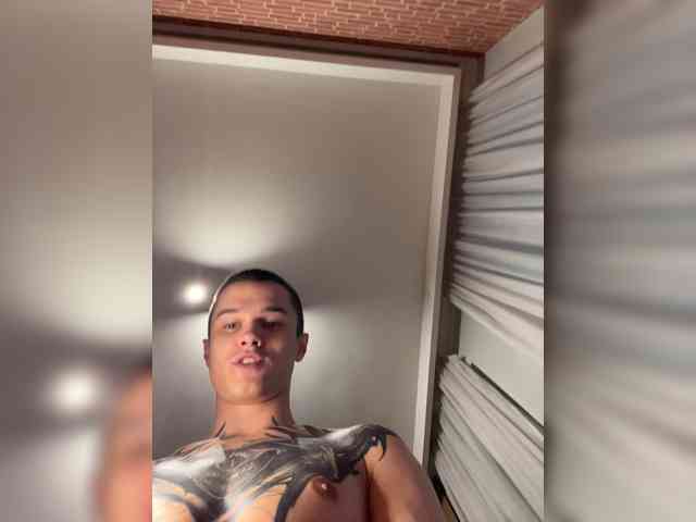 AAOneLove Sex Cam Show