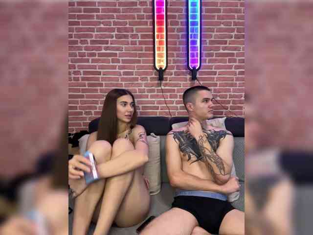 AAOneLove webcam