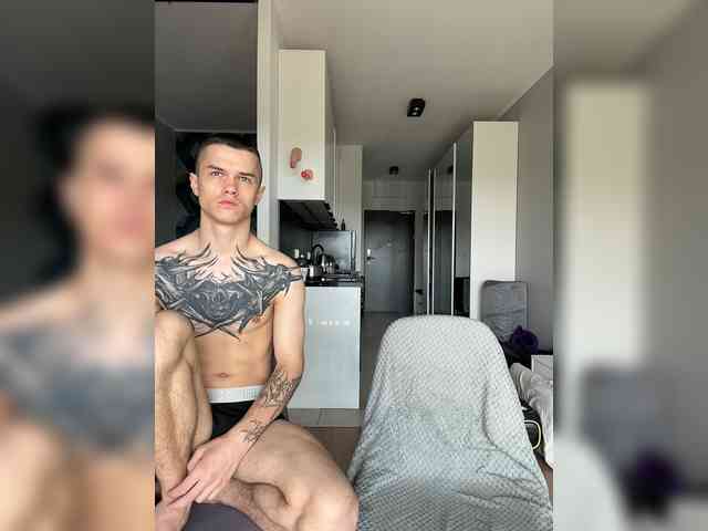 AAOneLove webcam