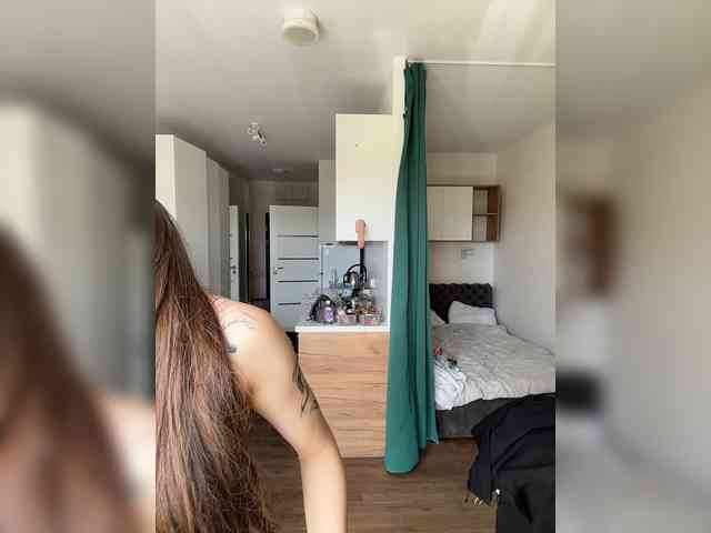 AAOneLove webcam