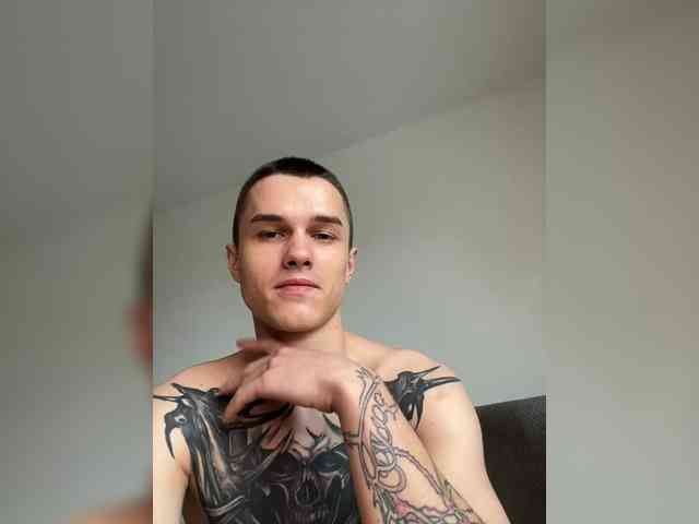 AAOneLove webcam