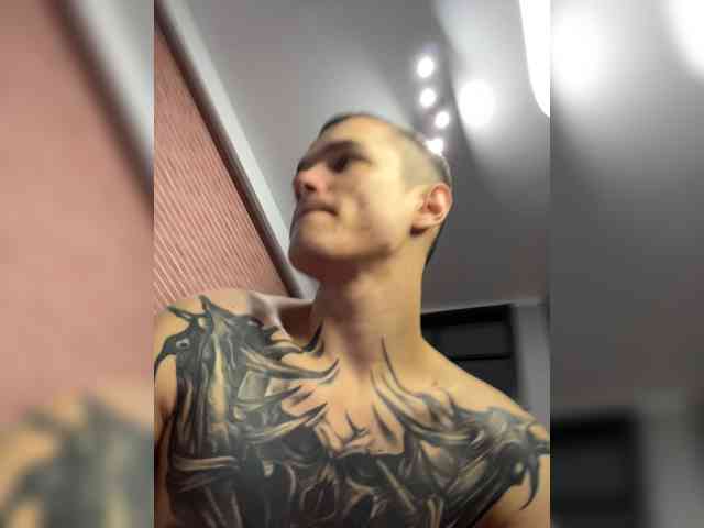 AAOneLove webcam