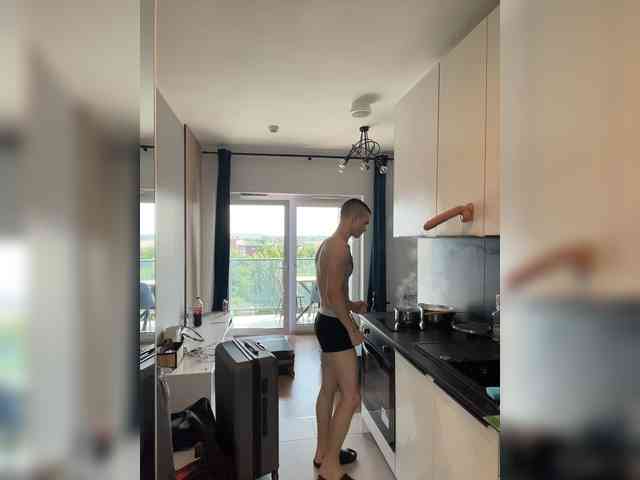 AAOneLove webcam