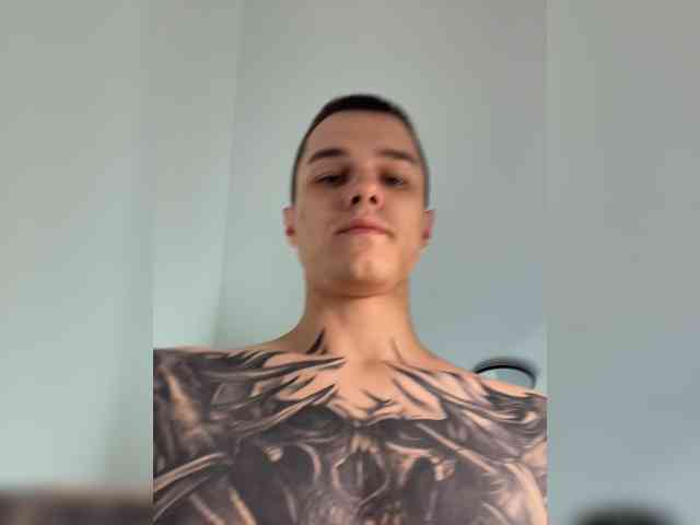 AAOneLove webcam