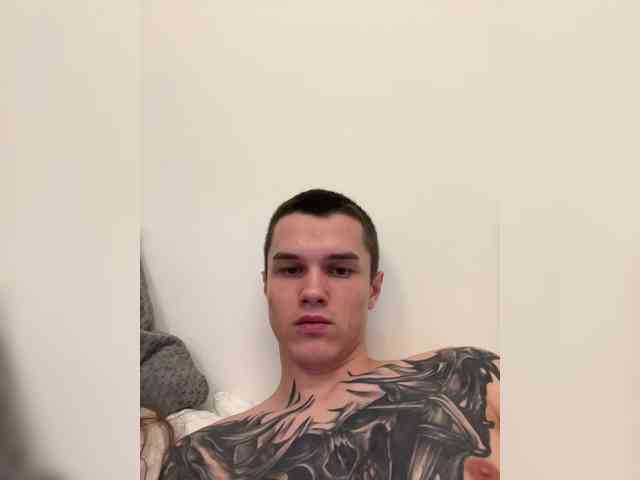 AAOneLove webcam