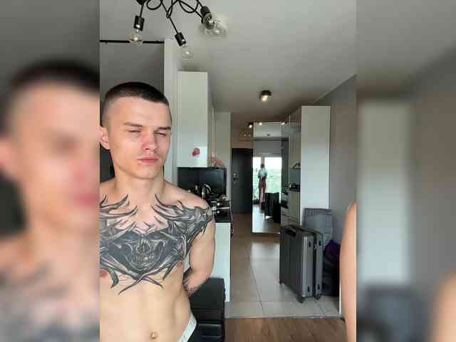 AAOneLove webcam