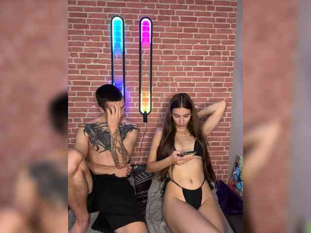 AAOneLove Sex Cam Show