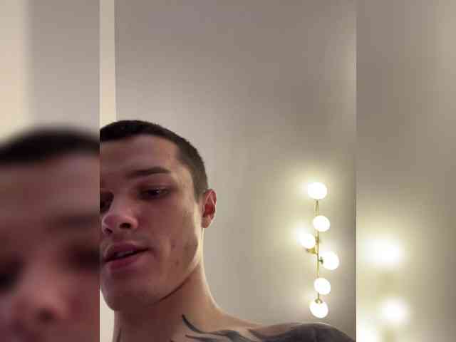 AAOneLove webcam