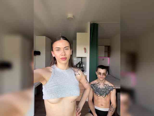AAOneLove webcam