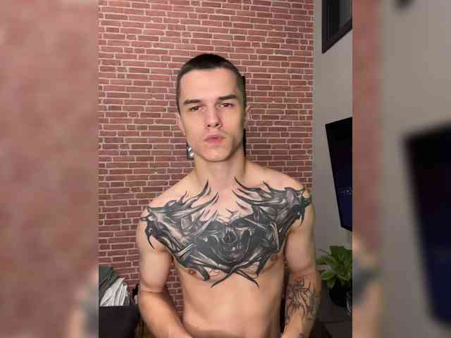 AAOneLove webcam
