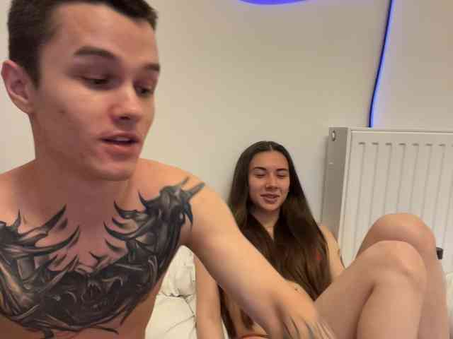AAOneLove webcam