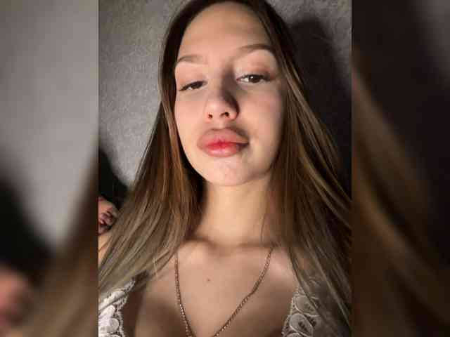 Модель: Kissaaa666