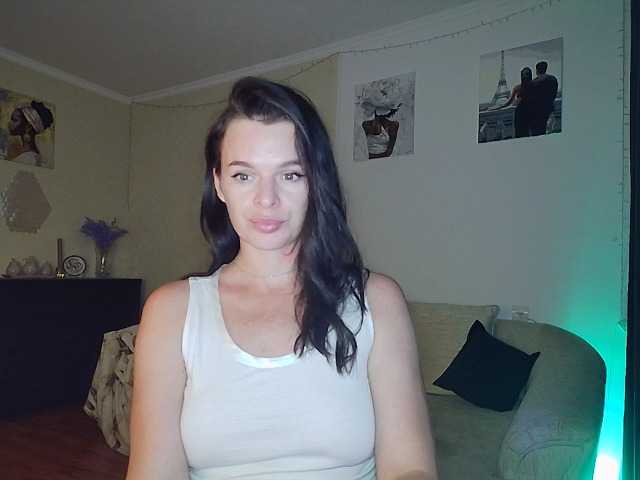 toky0-3 live sex show