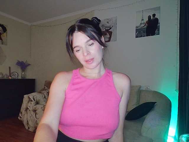 toky0-3 live sex show